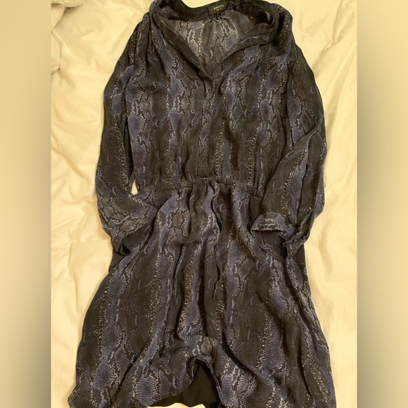 Aritzia snake skin 100% silk dress - Picture 1 of 2